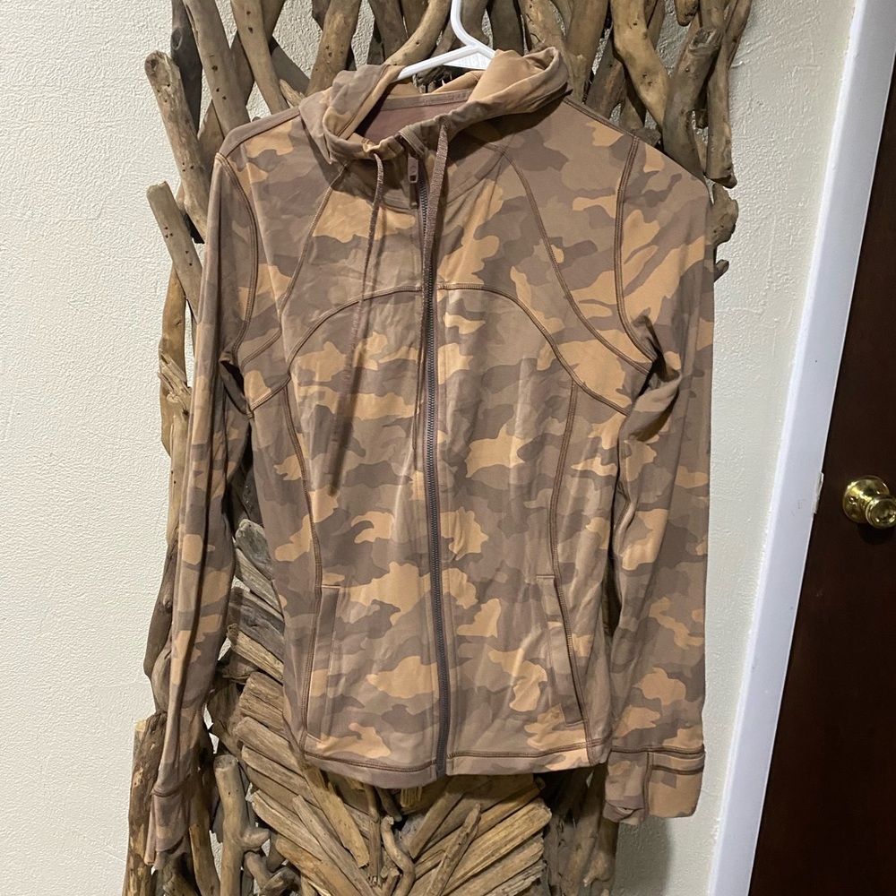 lululemon athletica Camouflage Jacket - Brown
